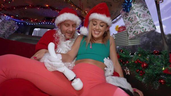 Amazing bang bus Christmas special in scenes of loud hardcore - xbabe.com on freevids.org