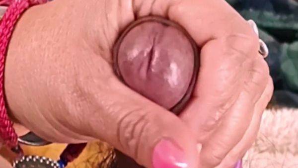 She Masturbates Me And My Penis Gets Wet With Droplets Of Pleasure - upornia.com - Mexico on freevids.org