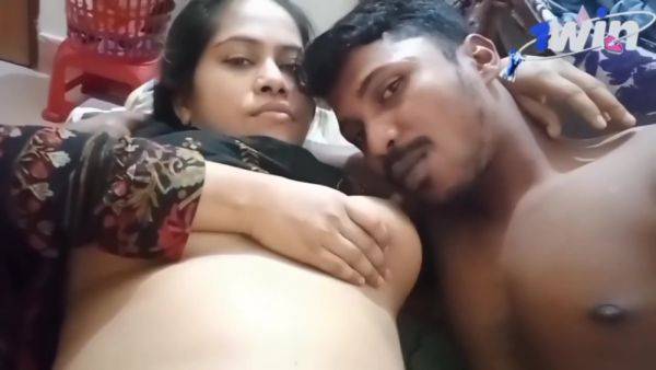 Big Tits Desi Milf Bhabhi Fucked In The Kitchen By Horny Devar - upornia.com on freevids.org