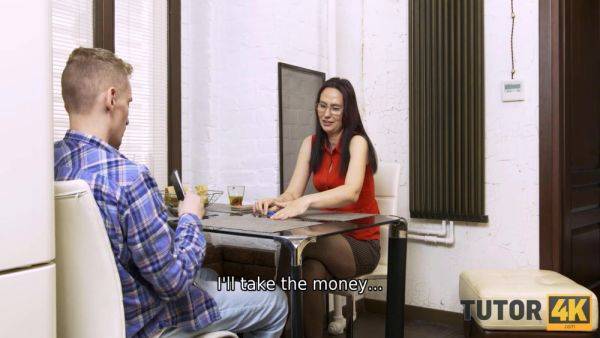 Lady Pretended To Be A Tutor But Was Figured Out And Fucked - upornia.com - Russia on freevids.org