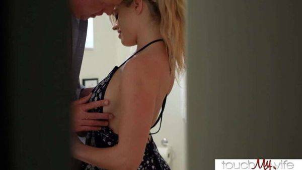 Catching My Curvy Spouse Sage Pillar's Intimate Encounter - TouchMyWife - - porntry.com on freevids.org