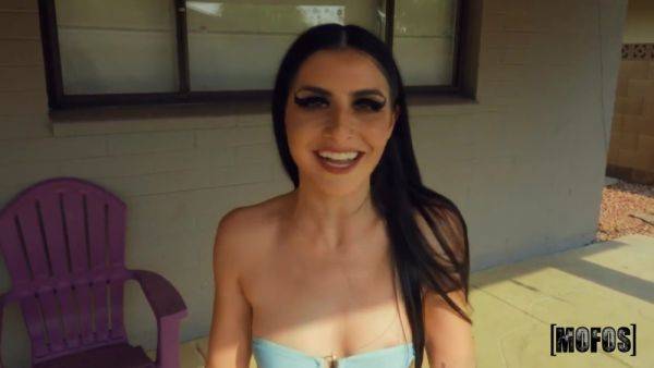 Lovely Slutty Neighbor Crazy Porn Video - videomanysex.com on freevids.org