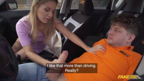 Gorgeous Lucky Bee Thrilling Xxx Movie - videomanysex.com on freevids.org