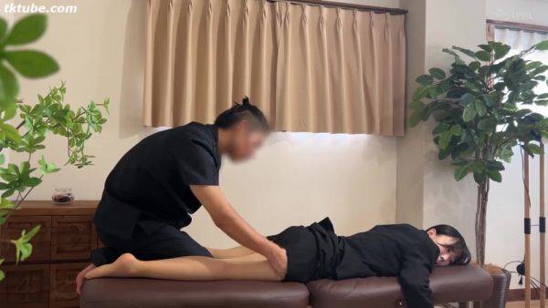 JKTGFHGSDFJDTGHRJKOREMO113 - upornia.com on freevids.org