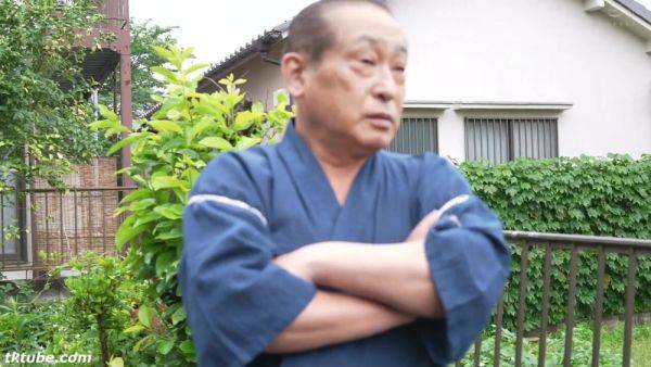 SDFGHVBNMFKRGOALDN238 - upornia.com on freevids.org