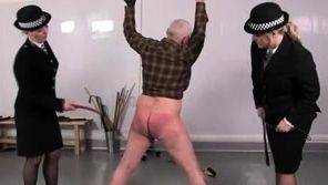 English mistresses spank and humiliate Australian slave - drtuber.com - Britain - Australia on freevids.org