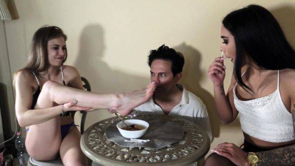 Humiliation meal by brat girls - drtuber.com on freevids.org