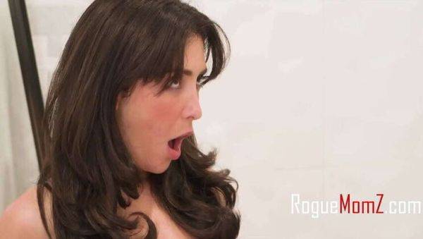 Lucky Airbnb Host and MILF with Stepson's Teen Girl - porntry.com on freevids.org