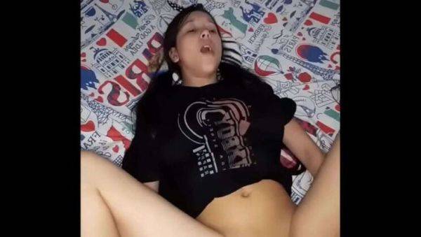 Homemade amateur sex: Blowjob and handjob action - veryfreeporn.com on freevids.org