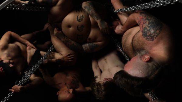 Jonah Wheeler Fucked Tattooed Chub In Hardcore Gangbang - drtuber.com on freevids.org