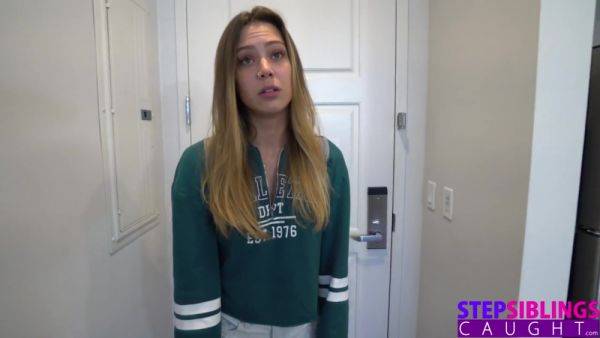 To Step Skinny Women Porn Sis Youre In My Bed, I Get Horny In The Mornings - videomanysex.com on freevids.org