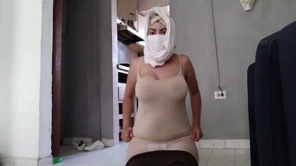 Real Arab Masturbates And Shows Feet In Nylon Socks In Your Face! Porn Hijab Islam Squirting 6 Min - hclips.com on freevids.org