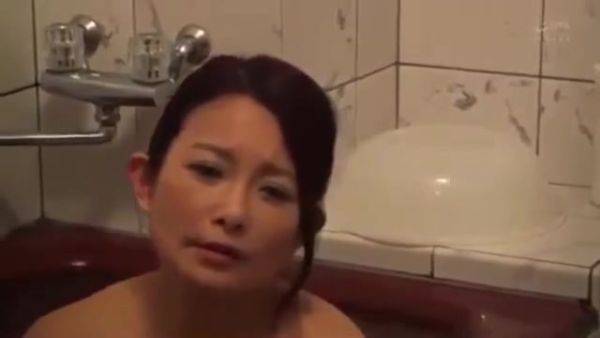 08334,Sexy woman's lewdness is erotic - hotmovs.com on freevids.org