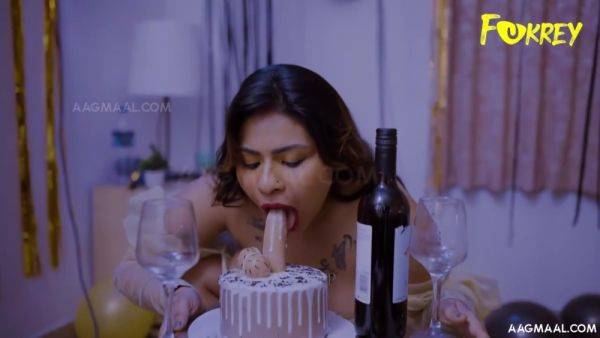 Party Night Uncut (2024) Fukrey Hindi Hot Short Film - desi-porntube.com - India on freevids.org