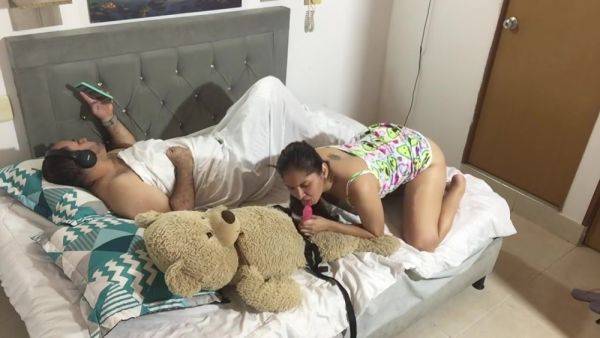 Teddy Bear In I Fuck My Next To My Stepfather - hotmovs.com on freevids.org