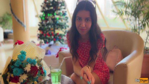 I Read Poems And Gave Flowers - And Youre A Beauty Lets Suck Me Off!! - hclips.com on freevids.org