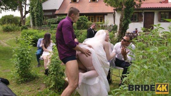 Big ass blondie gets fucked on her wedding day in front of everyone - anysex.com on freevids.org