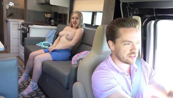 Kylie Shay, Kyle Mason - Tiny Hitchhiker - videomanysex.com on freevids.org