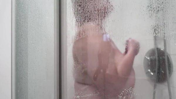 Soapy Big Natural Tits Shower Time - hotmovs.com on freevids.org