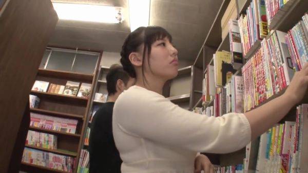 Japanese Babe having sex in bookstore - hotmovs.com - Japan on freevids.org