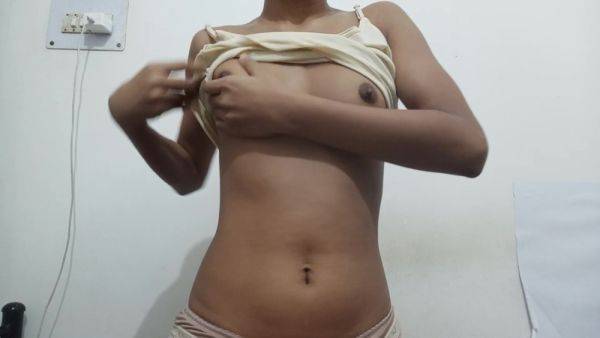 A Enjoys Being Fucked Hardcore Doggy Style - desi-porntube.com on freevids.org