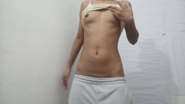 Beautiful Sexy Chubby Gets Out Of The Shower And Shows Her Big Tits To The Stepdad By Video - desi-porntube.com - India on freevids.org