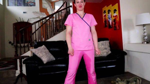 Desperate to pee hotties wetting her panties jeans piss - drtuber.com on freevids.org