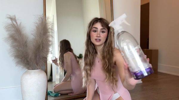 Sexy Blonde Twerks Her Big Butt As She Cleans The Mirror In A Sheer Dress - hclips.com on freevids.org