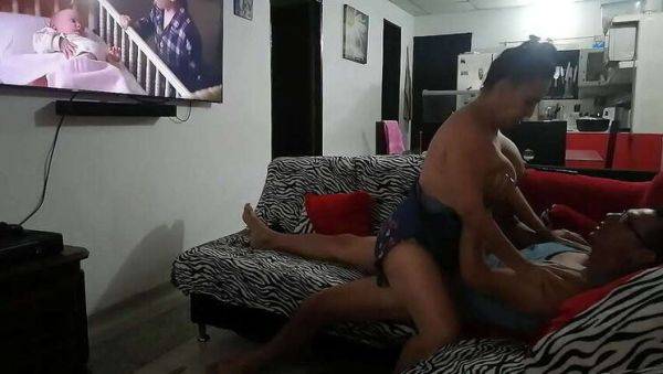 Damian and His Sister-in-Law Rosy Isa: A Steamy TV Session with a Blowjob and Penetration - veryfreeporn.com on freevids.org