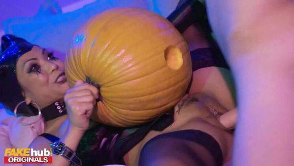 Asian Cutie Polly Pons at College Halloween Party: Pumpkin Pumping & Intimate Encounter - porntry.com - Thailand on freevids.org