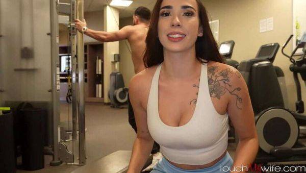 Hot Latin Lady Gaby Ortega Has a X-Rated Encounter at the Hotel Gym - xxxfiles.com on freevids.org