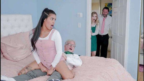 Stepbrothers Swap: A Hardcore Encounter with Harlow West, Maya Farrell, Jay Crew, and Jack Vegas - porntry.com on freevids.org