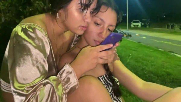 Liseth Iris And Lizeth Elianny - Salgo A Buscar A Alguien Para Fol R Porque Estoy Cachonda Y Follo Con La Hermanastra Pequena De Mi Amiga 5 Min - desi-porntube.com - India on freevids.org