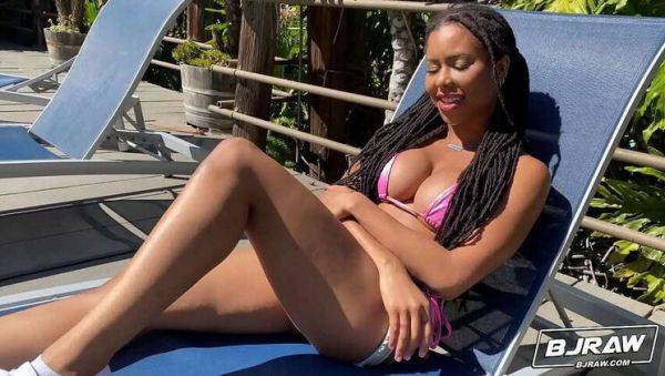 Romeo Mancini Gives Kira Noir a POV Blowjob - xxxfiles.com on freevids.org