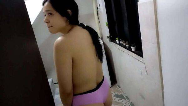 Begging my boss for an advance: a real amateur's tale (by Crisanto999 & Estefani) - porntry.com on freevids.org