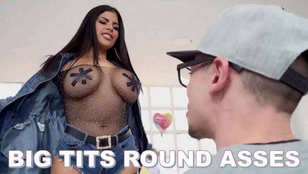 BANGBROS: Big Tit & Curvy Ass Compilation #2 with Blake Blossom, Sheila Ortega, Aria Kay & More - porntry.com on freevids.org