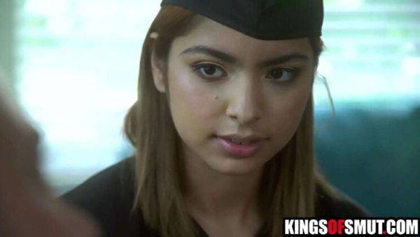 Step Uncle Seduces Cute Teen Niece in Taboo Family Fuck - veryfreeporn.com on freevids.org