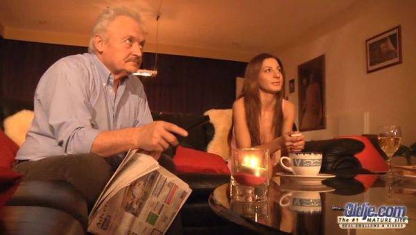 News vs Romantic - porntry.com on freevids.org