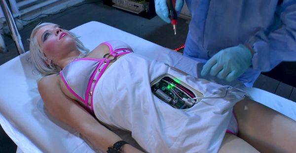 Busty blonde Android female gets loudly fucked - alphaporno.com on freevids.org