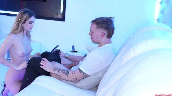 Molly Little - Stepsisters Irresistible Seductions (2160) Upee - videomanysex.com on freevids.org