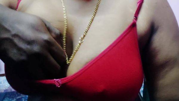 Big Boobs Bhabi Hot Sex - Desi Mohini - desi-porntube.com - India on freevids.org