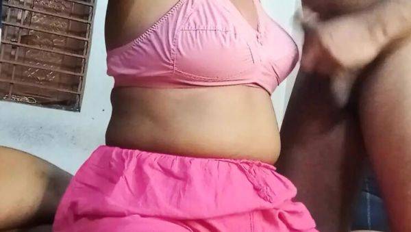 Bangla Hot New Housewife Threesome with Salesman and Servant - xxxfiles.com - India on freevids.org