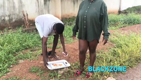 Helping Stranger Fucks Chubby Nigerian Teen with Big Natural Tits in Missionary Creampie - veryfreeporn.com - Nigeria on freevids.org