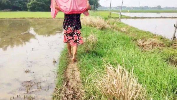 Desi Village Wife Home Alone Fucks Neighbor Man - Outdoor Sex & Creampie - veryfreeporn.com - India - Bangladesh on freevids.org