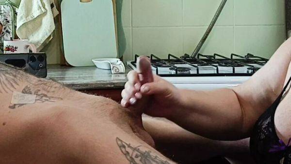 Neighbor MILF Zona901 Deep Throat Blowjob and Cum Swallow - veryfreeporn.com on freevids.org