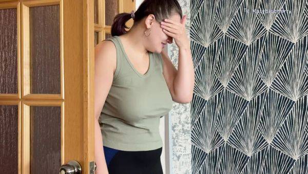 Katybigcherry Step Mom Catches Me Watching Porn And Joins For Anal Sex - porntry.com - Russia on freevids.org