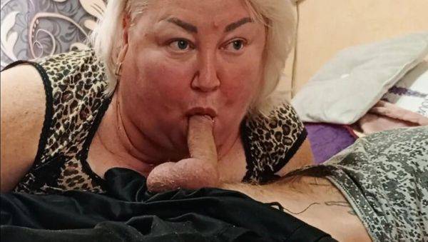 Stepmom's Surprise Blowjob with Cum in Mouth and Swallowing - porntry.com on freevids.org