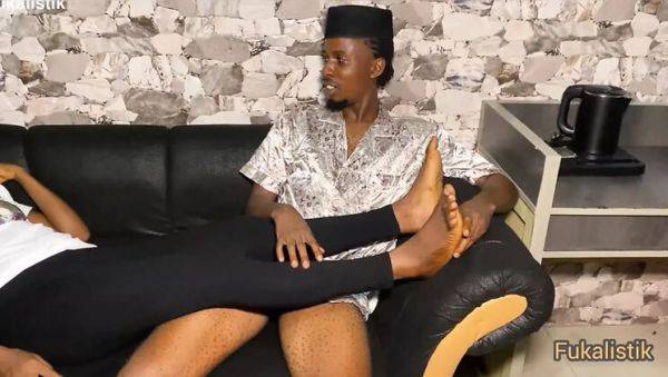 Ebony Maid Seduces BBC Boss Cheating Homemade Teen - porntry.com on freevids.org