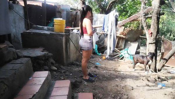 MichellePaula Cheats With Neighbor: Hot Lesbian Latina Amateur Blowjob & Orgasm - porntry.com - Spain - Colombia on freevids.org