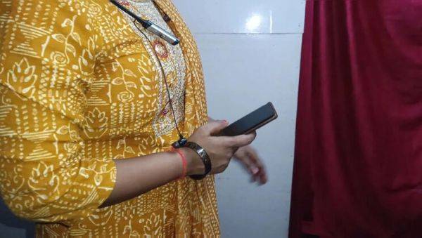 Bhabhi and Devar Hot Sex - Indian Aunty Cheating with Brother-in-Law in Village - porntry.com - India on freevids.org